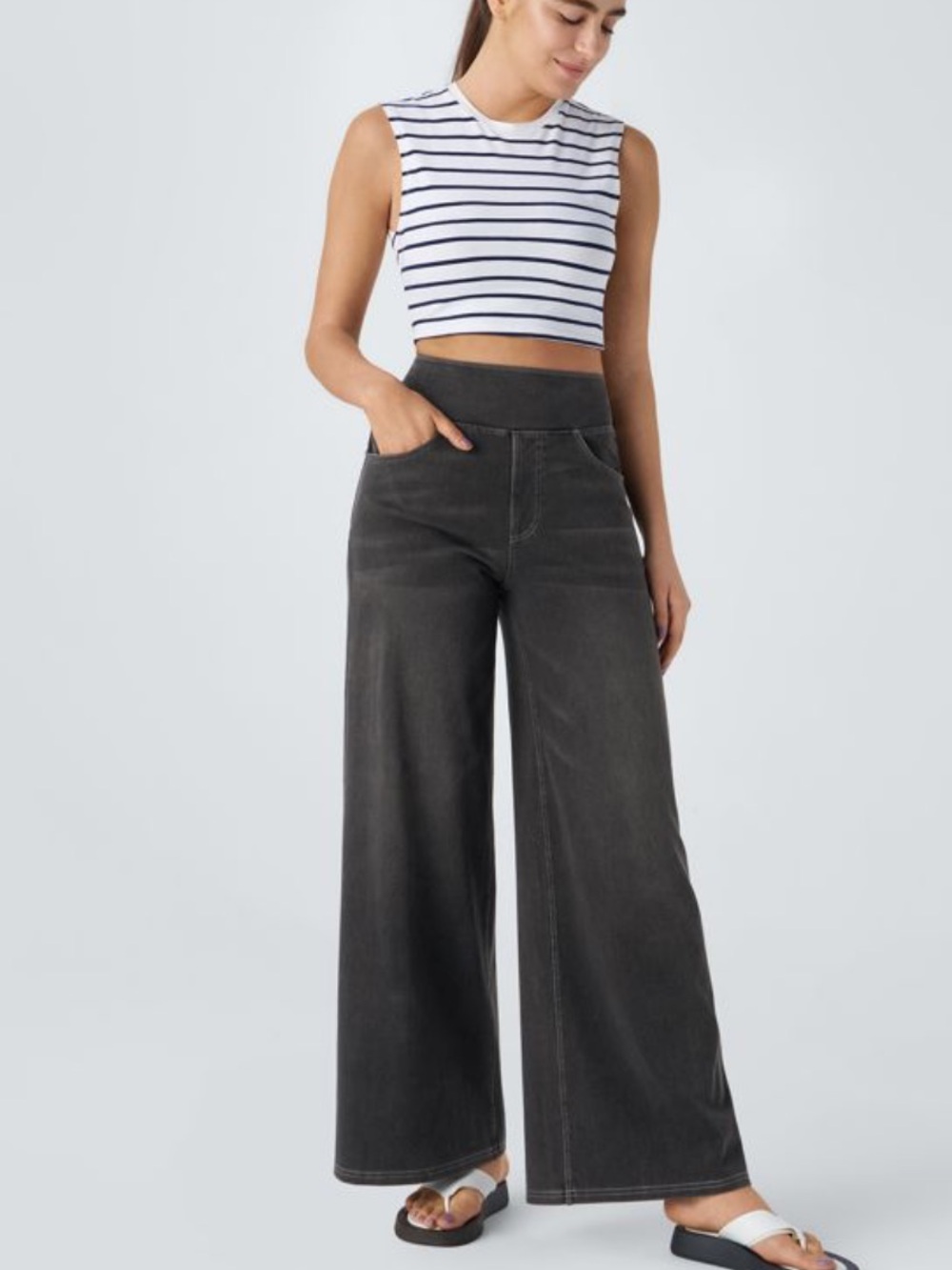 HALARA Black High-Rise Wide Leg Jeans - Picture 3 of 5